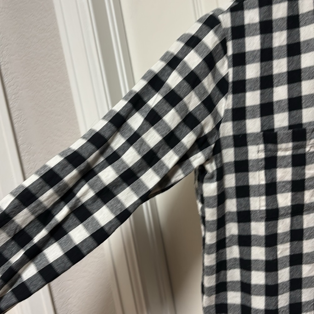 Madewell women’s button down shirt, size xs - Picture 4 of 8